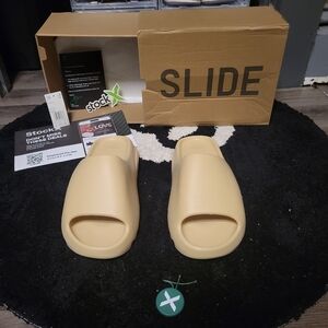BRAND NEW Desert Sand Yeezy Slides